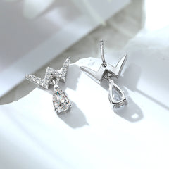 S925 Silver W Letter Drop Earrings