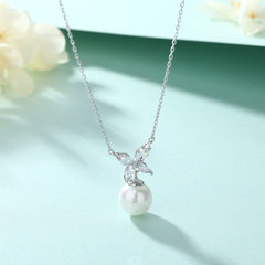 S925 Silver Pearl Clover Necklace