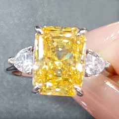 S925 Silver Flame-Cut Heart Ring - 8x11mm CZ