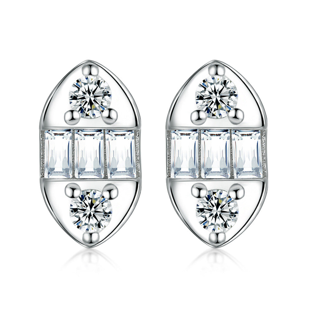 925 Silver Bow Crown Heart Studs