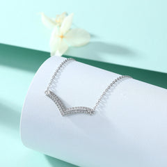 S925 Silver V Letter Necklace