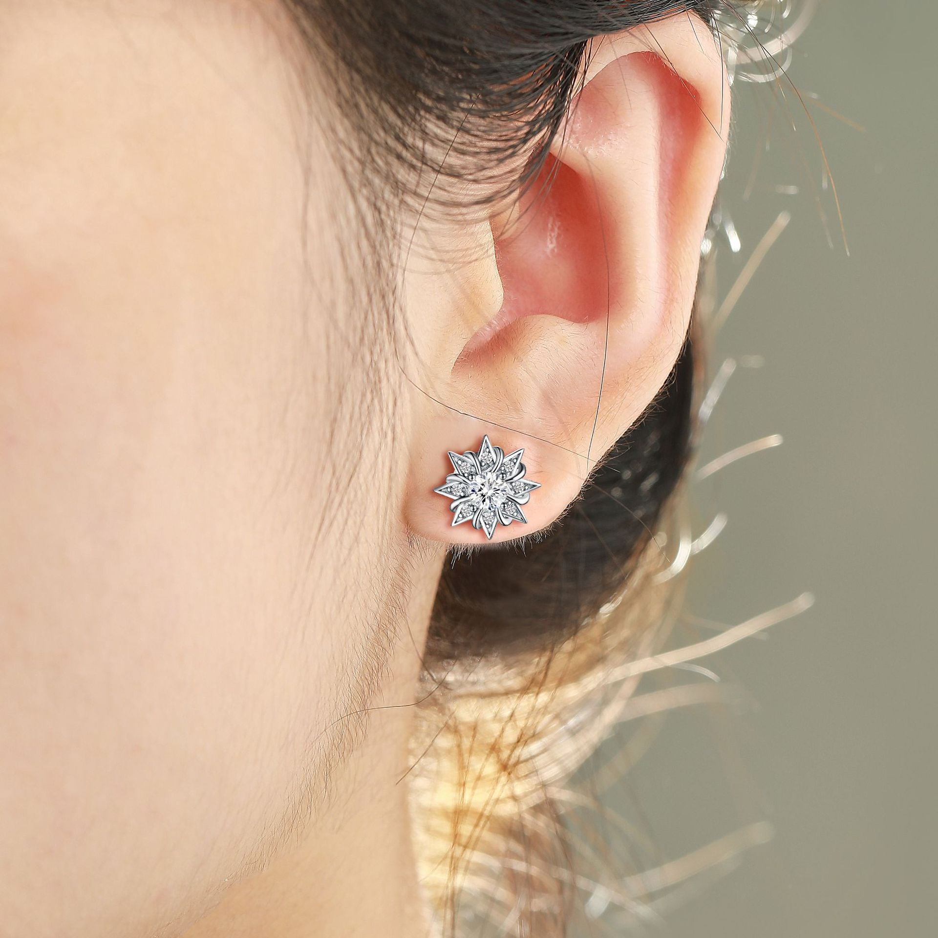 S925 Silver Sunflower Star Studs