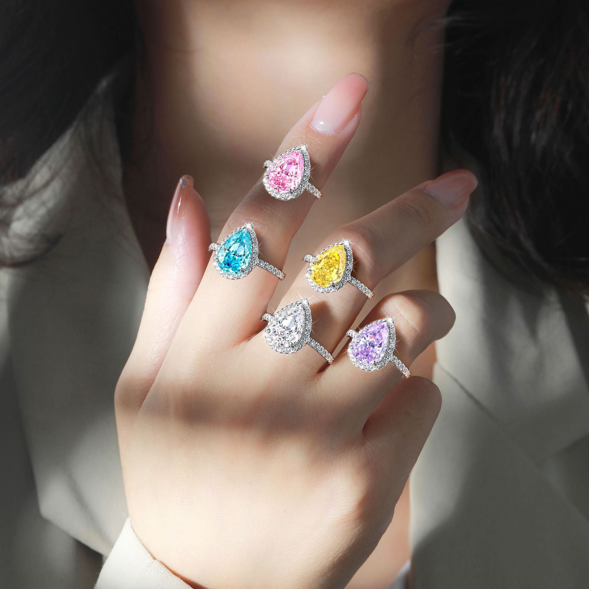 S925 4ct Flame-Cut Gemstone Ring - Icy CZ