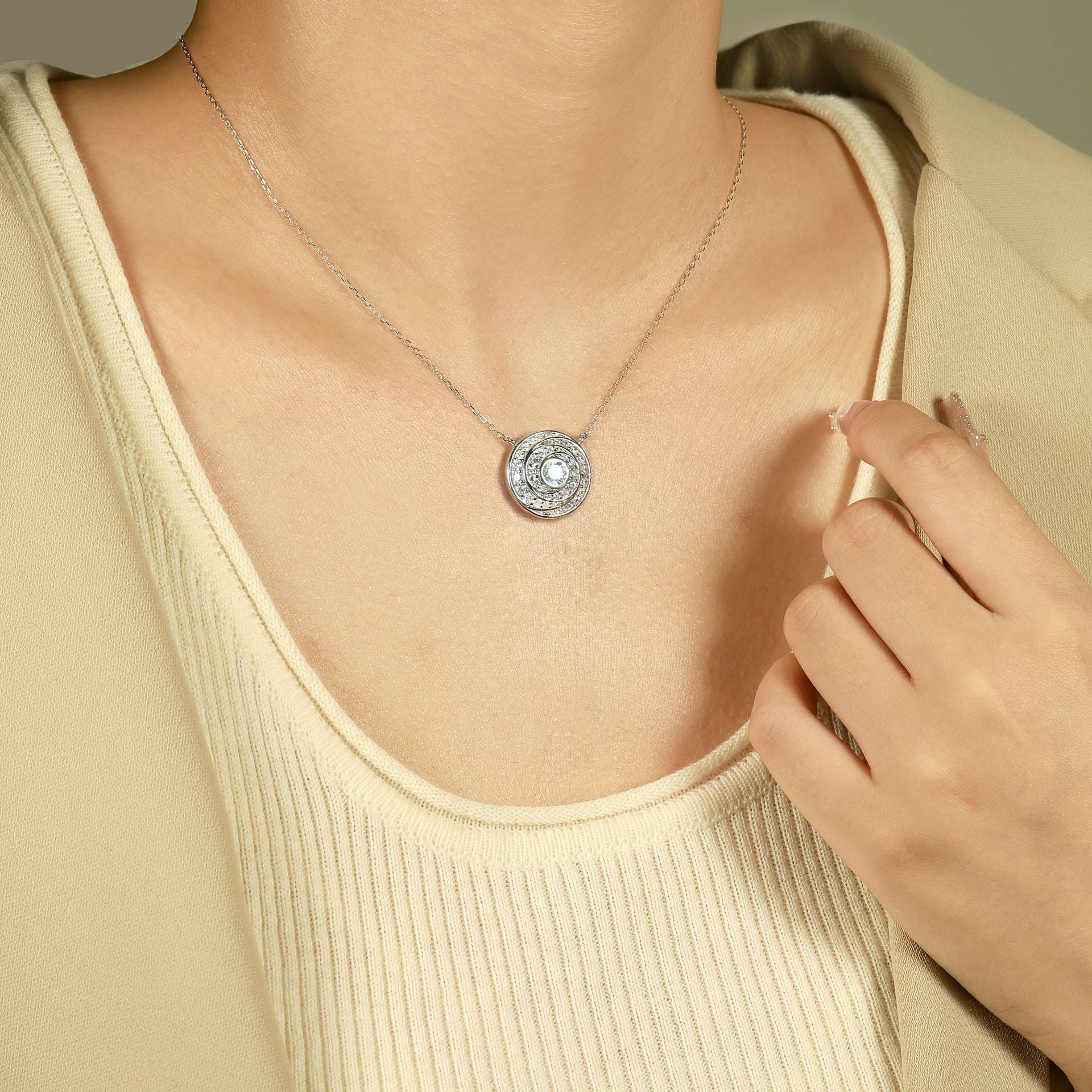 S925 Silver Round Dial Zircon Necklace
